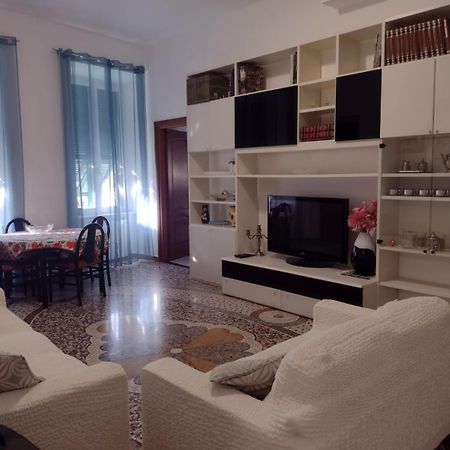 Villa Il Sole Genua Buitenkant foto